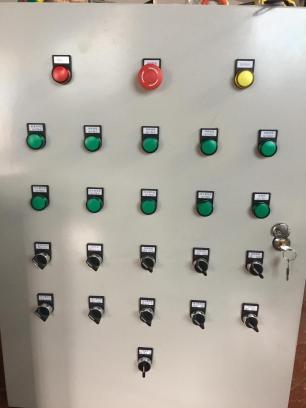 控制箱